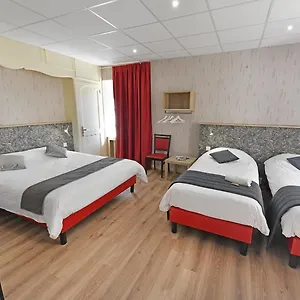 Hotel Les Portes Du Cantal